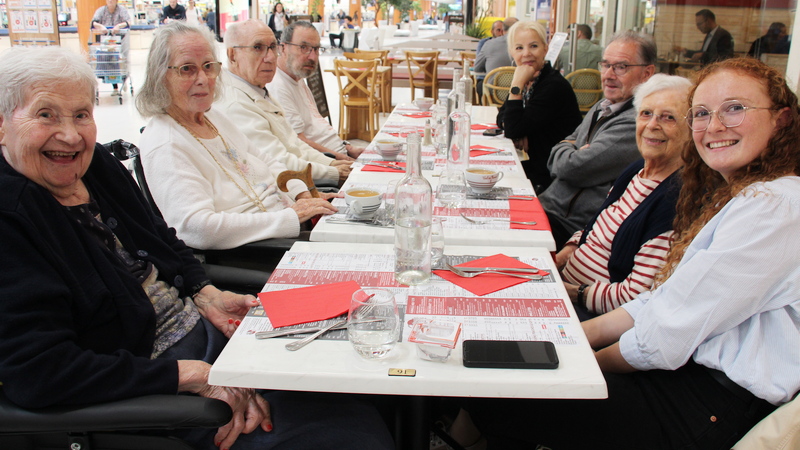 Actualité Résidence Les Bords de Sèvre sortie crêperie